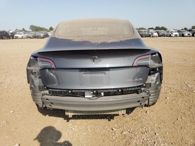 5YJ3E1EBXJF083177 - 2018 TESLA MODEL 3 GRAY photo 6