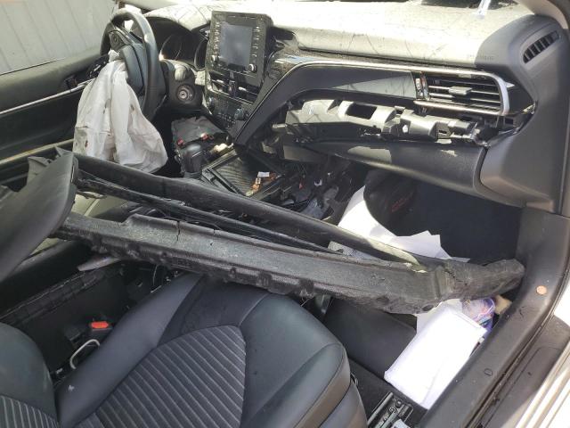 4T1G11AK0RU238093 - 2024 TOYOTA CAMRY SE NIGHT SHADE SILVER photo 8