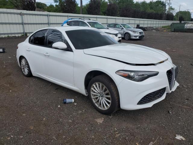 ZARFANANXN7652918 - 2022 ALFA ROMEO GIULIA 白色 照片 4