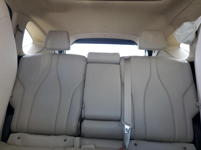 5J8TC2H39ML026293 - 2021 ACURA RDX WHITE photo 10