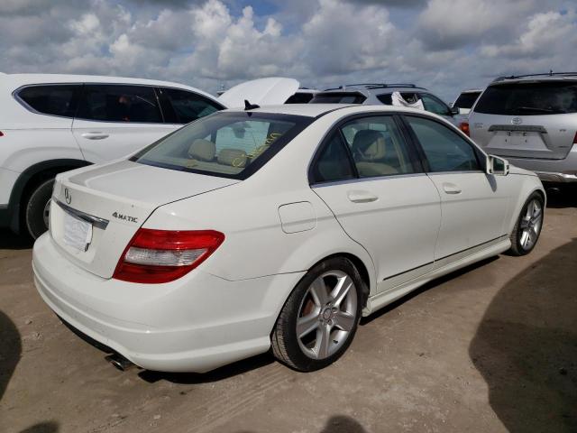 WDDGF8BB4BR133455 - 2011 MERCEDES-BENZ C 300 4MATIC WHITE photo 4