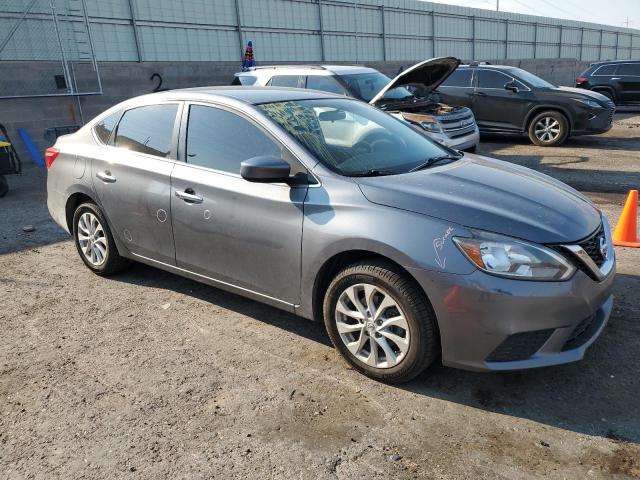 3N1AB7AP1JL617899 - 2018 NISSAN SENTRA S ნაცრისფერი ფოტო 4