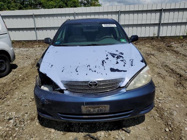 4T1BE32K72U548658 - 2002 TOYOTA CAMRY LE BLUE photo 5