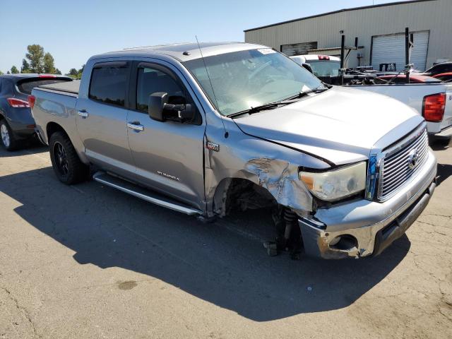 5TFHY5F13AX144062 - 2010 TOYOTA TUNDRA CREWMAX LIMITED SILVER photo 4