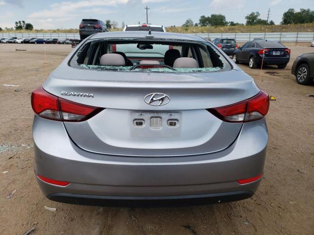 5NPDH4AE8GH693005 - 2016 HYUNDAI ELANTRA SE SILVER photo 6