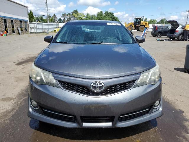 4T1BF1FKXCU176438 - 2012 TOYOTA CAMRY BASE GRAY photo 5