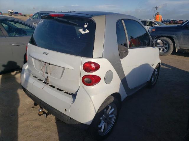 WMEEJ31X78K157011 - 2008 SMART FORTWO PURE SILVER photo 4