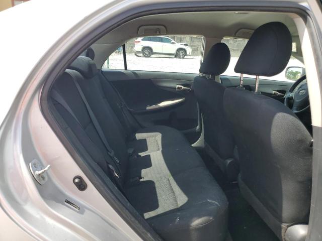 2T1BU4EE1AC332514 - 2010 TOYOTA COROLLA BASE 银色 照片 10