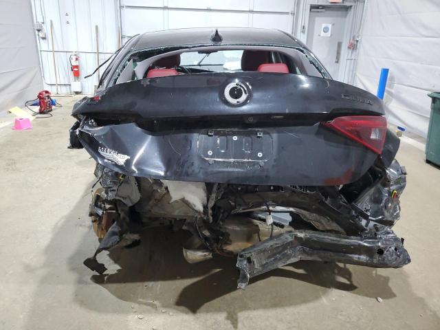 ZARFANAN4L7629891 - 2020 ALFA ROMEO GIULIA 黑色 照片 6