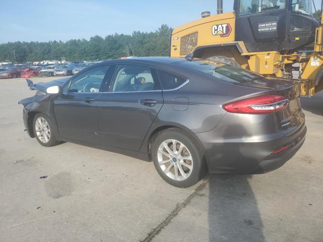 3FA6P0HD1KR149801 - 2019 FORD FUSION SE GRAY photo 2