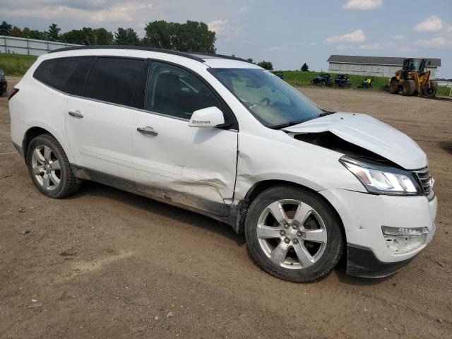 1GNKVGKD8HJ174799 - 2017 CHEVROLET TRAVERSE LT WHITE photo 4