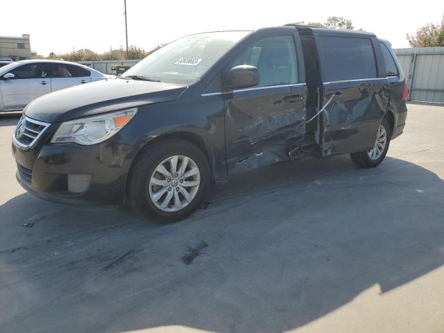 2C4RVABG9CR127638 - 2012 VOLKSWAGEN ROUTAN SE BLACK photo 1