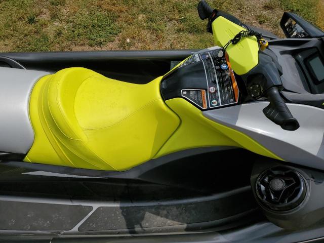 YDV00490F021 - 2021 SEAD JET SKI TWO TONE photo 5