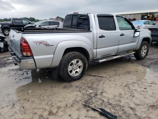 3TMJU62N97M037012 - 2007 TOYOTA TACOMA DOUBLE CAB PRERUNNER SILVER photo 3