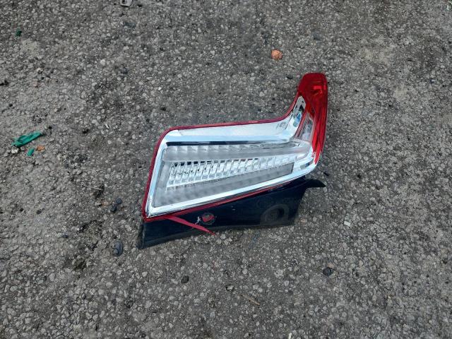 1GYKNCRS7KZ266382 - 2019 CADILLAC XT5 LUXURY Weiß Foto 13