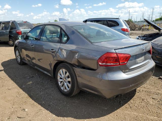 1VWAS7A32FC020643 - 2015 VOLKSWAGEN PASSAT S CHARCOAL photo 2