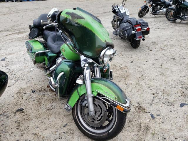 1HD1FC4167Y705824 - 2007 HARLEY-DAVIDSON FLHTCUI 绿色 照片 1