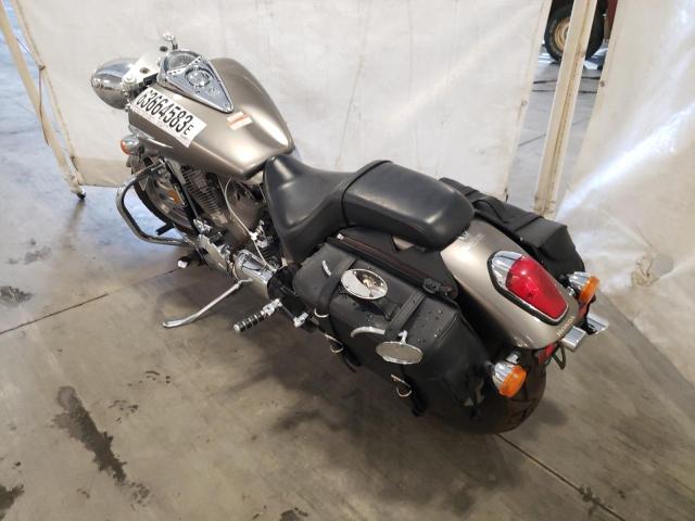 1HFSC55015A104686 - 2005 HONDA VTX1300 C SILVER photo 3