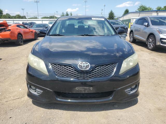 4T1BF3EK2BU691977 - 2011 TOYOTA CAMRY BASE BLACK photo 5