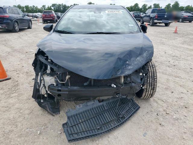 2T1BURHE3JC975049 - 2018 TOYOTA COROLLA L BLACK photo 5