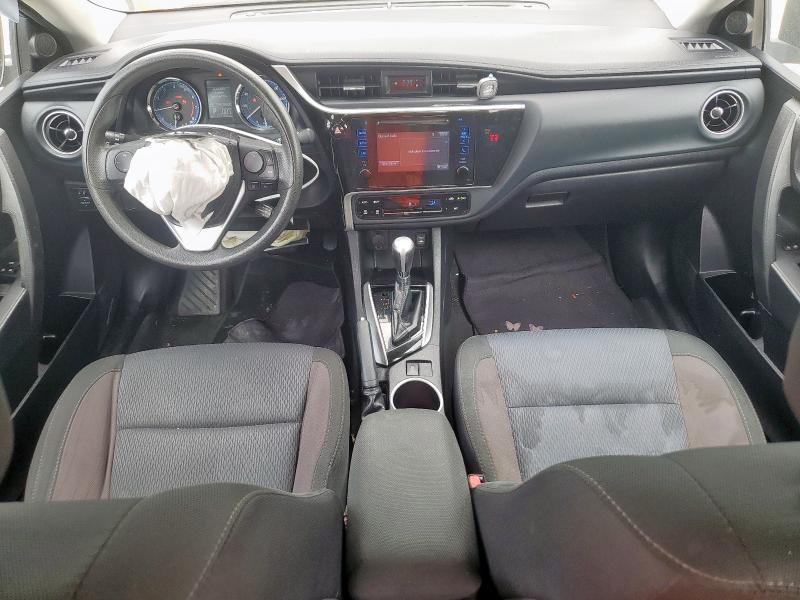 2T1BURHE3JC975049 - 2018 TOYOTA COROLLA L BLACK photo 8