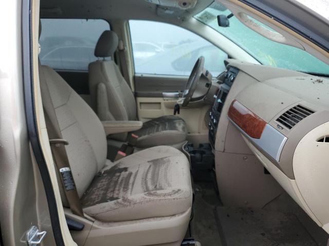 2A8HR54P78R637779 - 2008 CHRYSLER TOWN & COU TOURING ბეჟი ფოტო 5