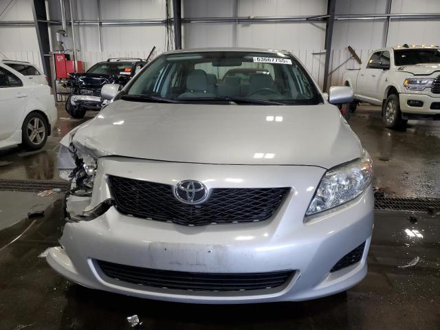 1NXBU4EE3AZ261024 - 2010 TOYOTA COROLLA BASE 银色 照片 5