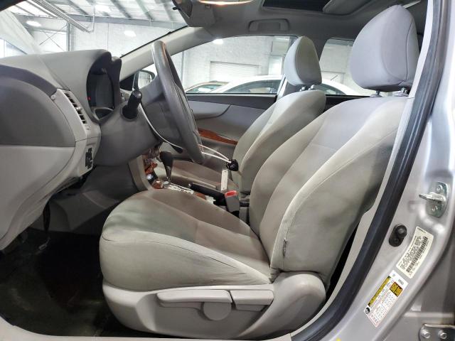 1NXBU4EE3AZ261024 - 2010 TOYOTA COROLLA BASE 银色 照片 7