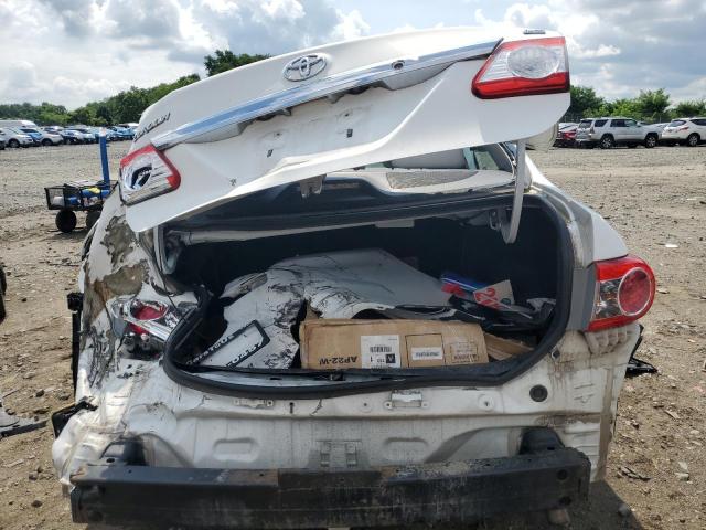 2T1BU4EE9DC966948 - 2013 TOYOTA COROLLA BASE Белый фото 6