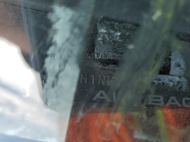 JM1NB353520224582 - 2002 MAZDA MX-5 MIATA BASE SILVER photo 12