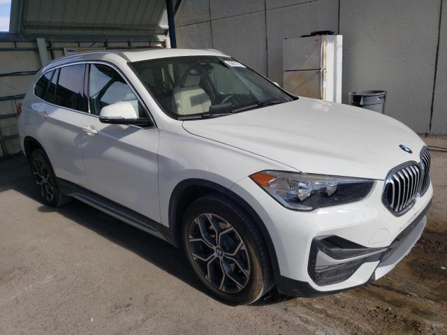 WBXJG9C07L5P84834 - 2020 BMW X1 XDRIVE28I WHITE photo 4