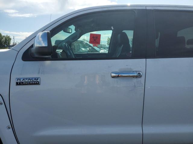 5TFAY5F11EX336751 - 2014 TOYOTA TUNDRA CREWMAX PLATINUM თეთრი ფოტო 7