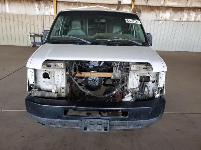 1FTNE1EW2DDA30318 - 2013 FORD ECONOLINE E150 VAN Beyaz fotoğraf 5