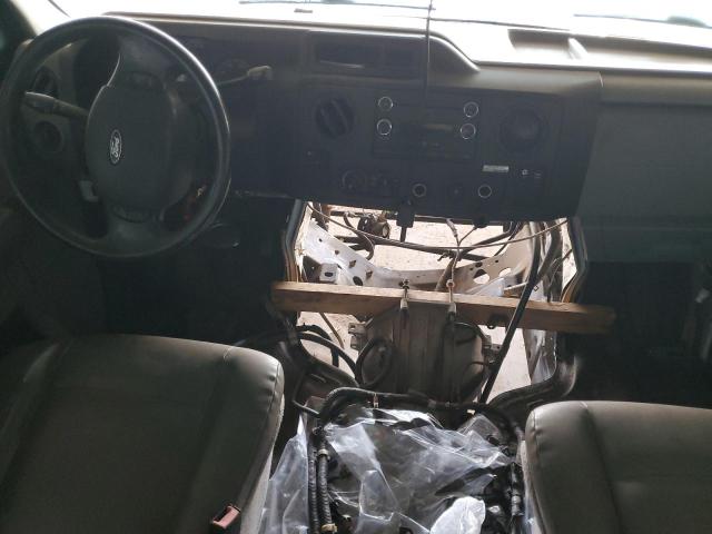 1FTNE1EW2DDA30318 - 2013 FORD ECONOLINE E150 VAN Beyaz fotoğraf 8