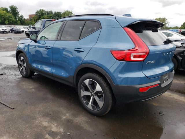 YV4L12UW3P2942737 - 2023 VOLVO XC40 PLUS TEAL photo 2