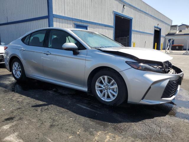 4T1DAACK8SU543685 - 2025 TOYOTA CAMRY XSE ვერცხლისფერი ფოტო 4