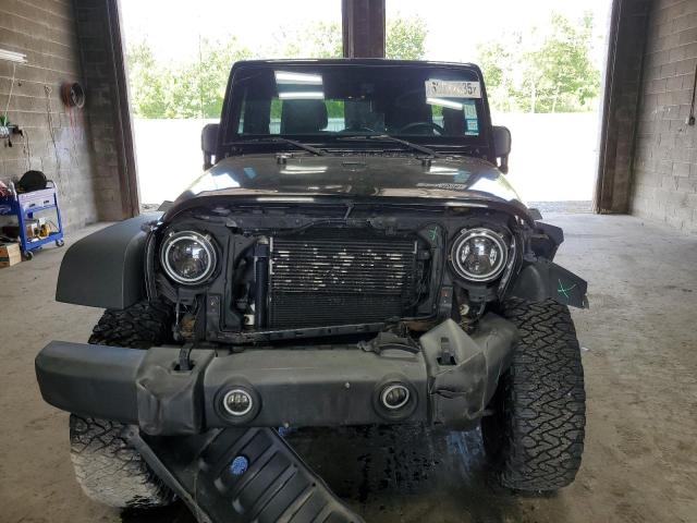 1C4BJWDG8FL760281 - 2015 JEEP WRANGLER U SPORT BLACK photo 5