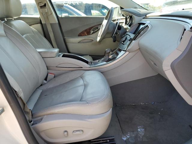 1G4GC5ER8DF126969 - 2013 BUICK LACROSSE WHITE photo 5