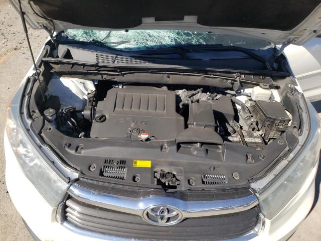 5TDBKRFH3GS290343 - 2016 TOYOTA HIGHLANDER LE WHITE photo 7