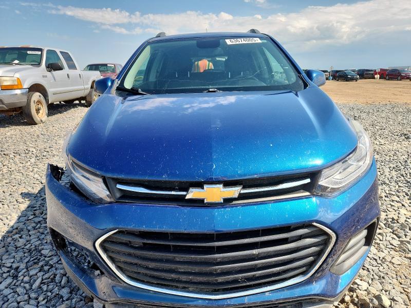 3GNCJLSB0KL304789 - 2019 CHEVROLET TRAX 1LT Bleu photo 5