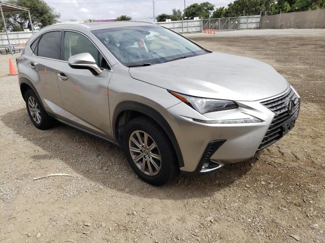 JTJYARBZ6J2107802 - 2018 LEXUS NX 300 BASE ნაცრისფერი ფოტო 4
