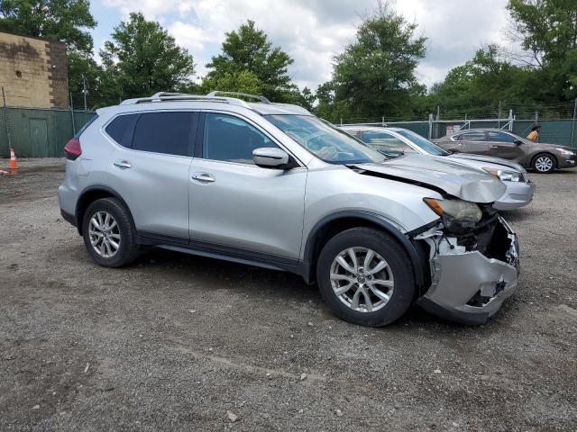 JN8AT2MV9HW016630 - 2017 NISSAN ROGUE S 银色 照片 4