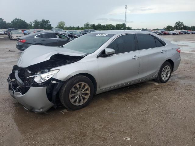 4T1BF1FKXGU127214 - 2016 TOYOTA CAMRY LE SILVER photo 1