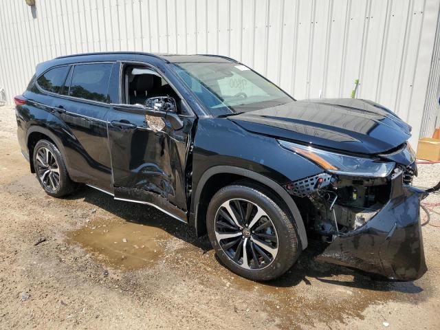 5TDLZRAH5NS135412 - 2022 TOYOTA HIGHLANDER XSE BLACK photo 4