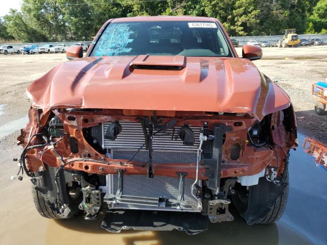 3TMKB5FN5SM030579 - 2025 TOYOTA TACOMA DOUBLE CAB ORANGE photo 5