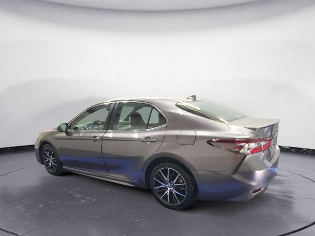 4T1G11AK9NU651074 - 2022 TOYOTA CAMRY SE GRAY photo 2