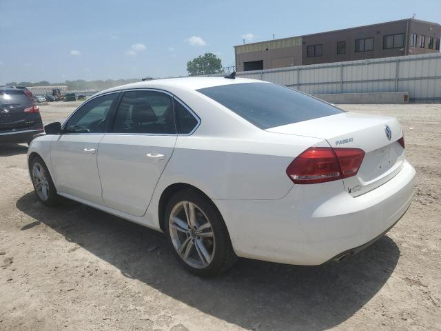 1VWBV7A33FC011199 - 2015 VOLKSWAGEN PASSAT SE თეთრი ფოტო 2