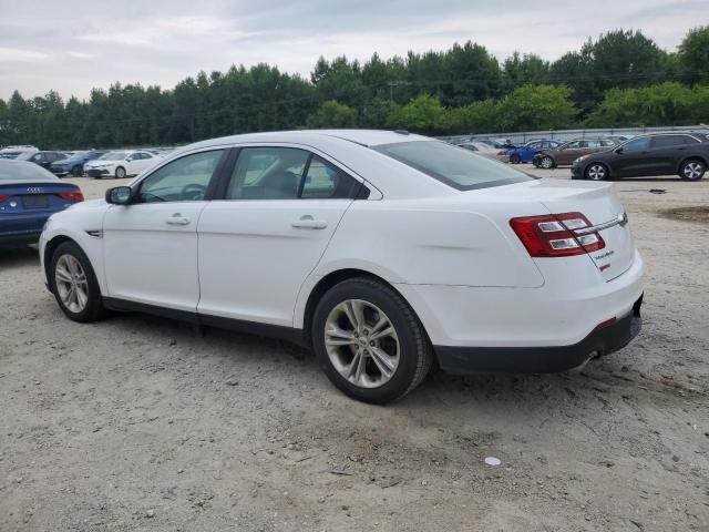 1FAHP2D83GG126371 - 2016 FORD TAURUS SE WHITE photo 2