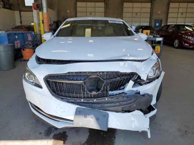 1G4ZP5SS4HU209160 - 2017 BUICK LACROSSE ESSENCE WHITE photo 5