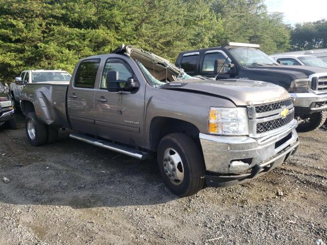 1GC4K1C87EF117582 - 2014 CHEVROLET SILVERADO K3500 LTZ GRAY photo 4